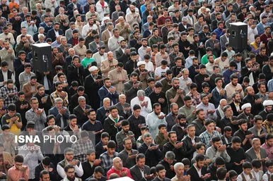 آن یار سفر کرده | اقامه نماز عید سعید فطر به امامت مقام معظم رهبری (۱۱ فروردین ۱۴۰۴)