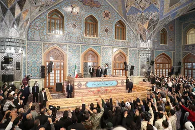 حضور و سخنرانی رهبر انقلاب در اجتماع زائران و مجاوران حرم مطهر رضوی- ۳
