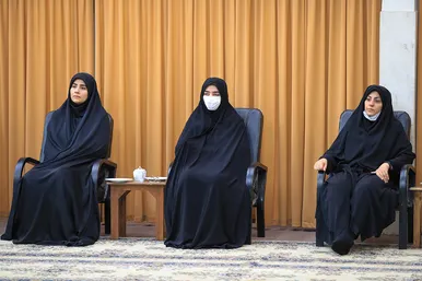 دیدار مسئولان و خبرنگاران شهرآرا با امام جمعه مشهد