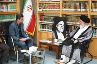 آیت‌الله علم‌الهدی: هیچ خدمتی بالاتر از تأمین سلامت مردم نیست | حفظ کرامت انسانی از اولویت‌های بیمه سلامت
