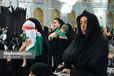 گزارش تصویری | مراسم شیرخوارگان حسینی در حرم مطهر رضوی برگزار شد
