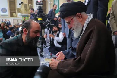 دیدار شاعران با رهبر معظم انقلاب