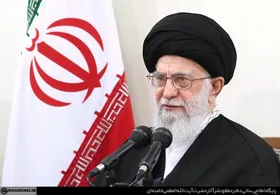 جمعی از فرماندهان و کارکنان نیروی هوایی ارتش با رهبر انقلاب دیدار می&zwnj;کنند