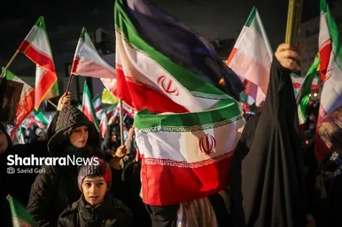 گزارش تصویری | خروش مردم انقلابی مشهد در آخرین چهارشنبه سال ۱۴۰۴ در میدان هفت‌تیر