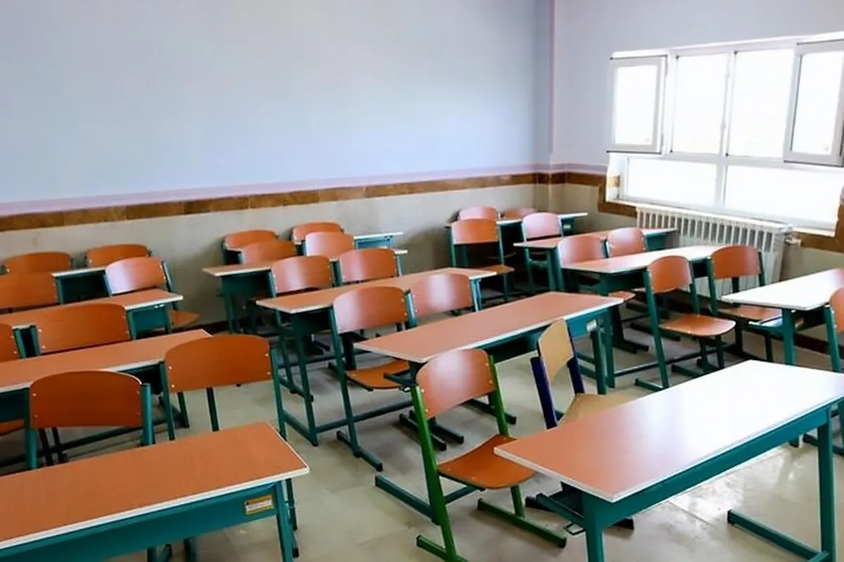 مدارس مشهد فردا (یکشنبه ۲ آذر ۱۴۰۴) هم تعطیل شد | آموزش به صورت غیر حضوری برقرار است