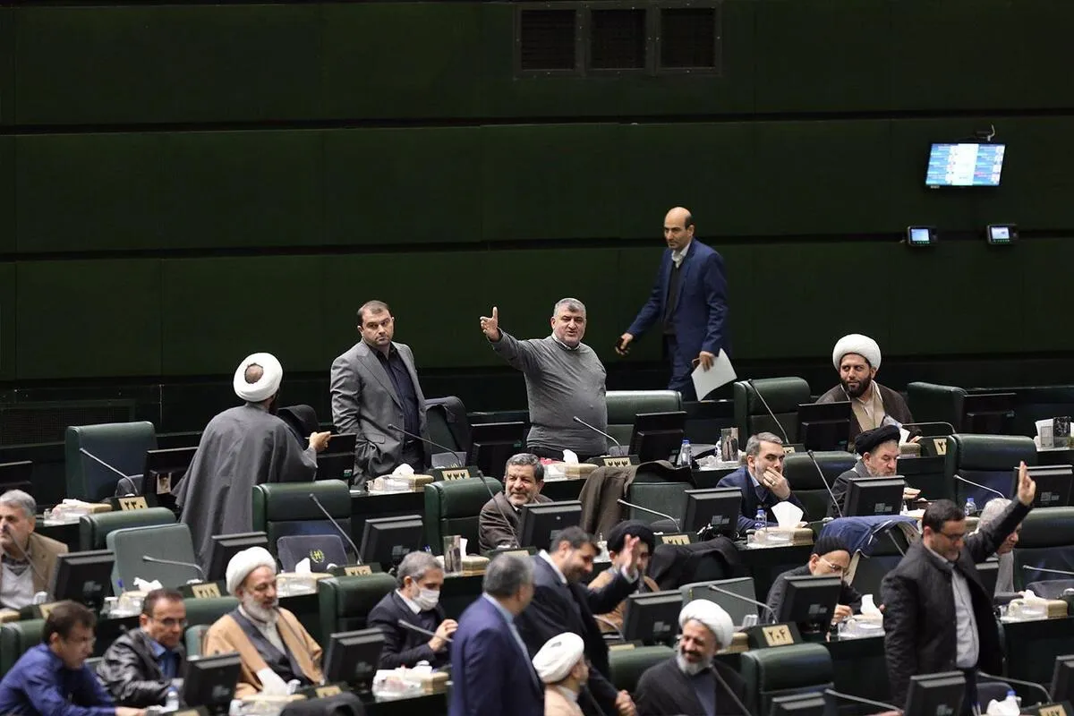 مهلت ۵ ماهه مجلس به دولت برای واگذاری شرکت‌های دولتی| دایره نظارتی دیوان محاسبات بر شرکت‌های دولتی مشخص شد
