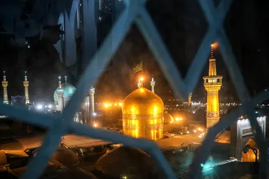 آیین سنتی نقاره نوازی سحرگاهی در حرم مطهر رضوی