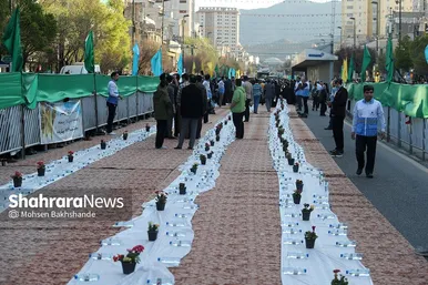 عکس| سفره افطار ۶ کیلومتری مشهدی‌ها در شب میلاد امام حسن مجتبی(ع)