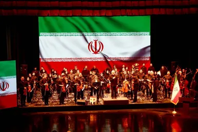 گزارش تصویری | برگزاری آیین سوگ شهادت «امین ملت ایران» به یاد رهبر شهید انقلاب با حضور هنرمندان
