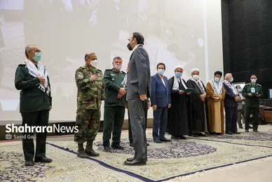 تجلیل از پیشکسوتان دفاع مقدس خراسان رضوی همزمان با سراسر کشور