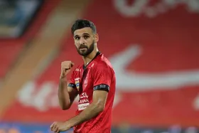 رقابت نوراللهی و رونالدو در نظرسنجی سایت&zwnj; AFC