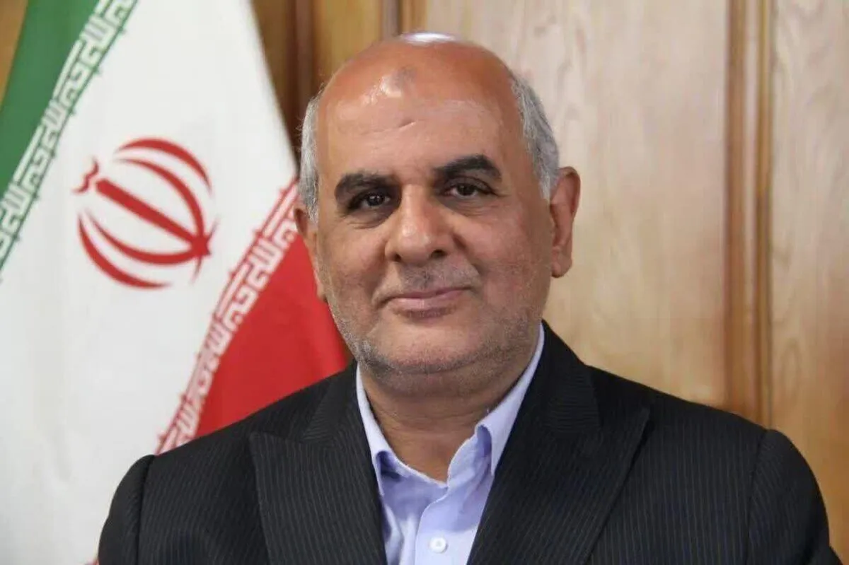 بیمه خبرنگاران به عهده نشریات است | صدور مجوز به گروه‌های نمایشی در مشهد با حفظ استاندارد‌های کمی و کیفی + فیلم