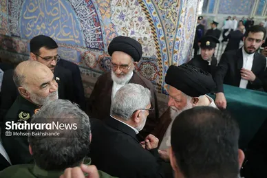 گزارش تصویری | آیین گرامیداشت شهدای خدمت در حرم امام‌رضا(ع) (۱۸ اردیبهشت ۱۴۰۴)