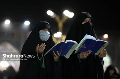 مراسم احیاء شب ۲۱ ماه رمضان در حرم مطهر رضوی