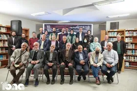 نشست شب &laquo;صدسال کتاب&zwnj;فروشی&zwnj;های مشهد&raquo; در مجموعه جهاددانشگاهی برگزار شد