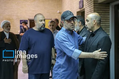 عکس‌هایی از مراسم ترحیم شهید «علیرضا تنابنده» برادرزاده محسن تنابنده
