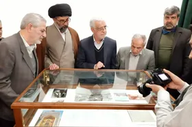 رونمایی از اسناد &laquo;نقش حرم مطهر رضوی در انقلاب اسلامی مشهد&raquo;