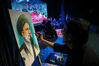 سوگواره هنری شهدای خدمت «ققنوس»