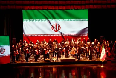 گزارش تصویری | برگزاری آیین سوگ شهادت «امین ملت ایران» به یاد رهبر شهید انقلاب با حضور هنرمندان