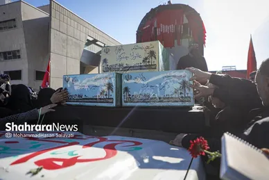 گزارش تصویری | اجتماع عزاداران فاطمی و تشییع پیکر مطهر ۱۳ شهید گمنام دوران دفاع مقدس در مشهد