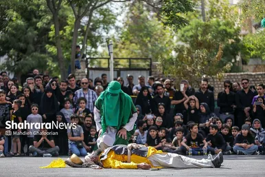 آیین تعزیه خوانی و خیمه سوزان عاشورا در محله دندانپزشکان مشهد