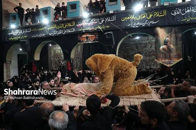 مراسم عزاداری روز دوازدهم محرم در حسینیه کرمانی‌های مشهد