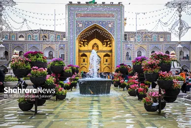 تحویل سال ۱۴۰۳ در حرم مطهر امام رضا (ع) و خیابان‌های منتهی به حرم