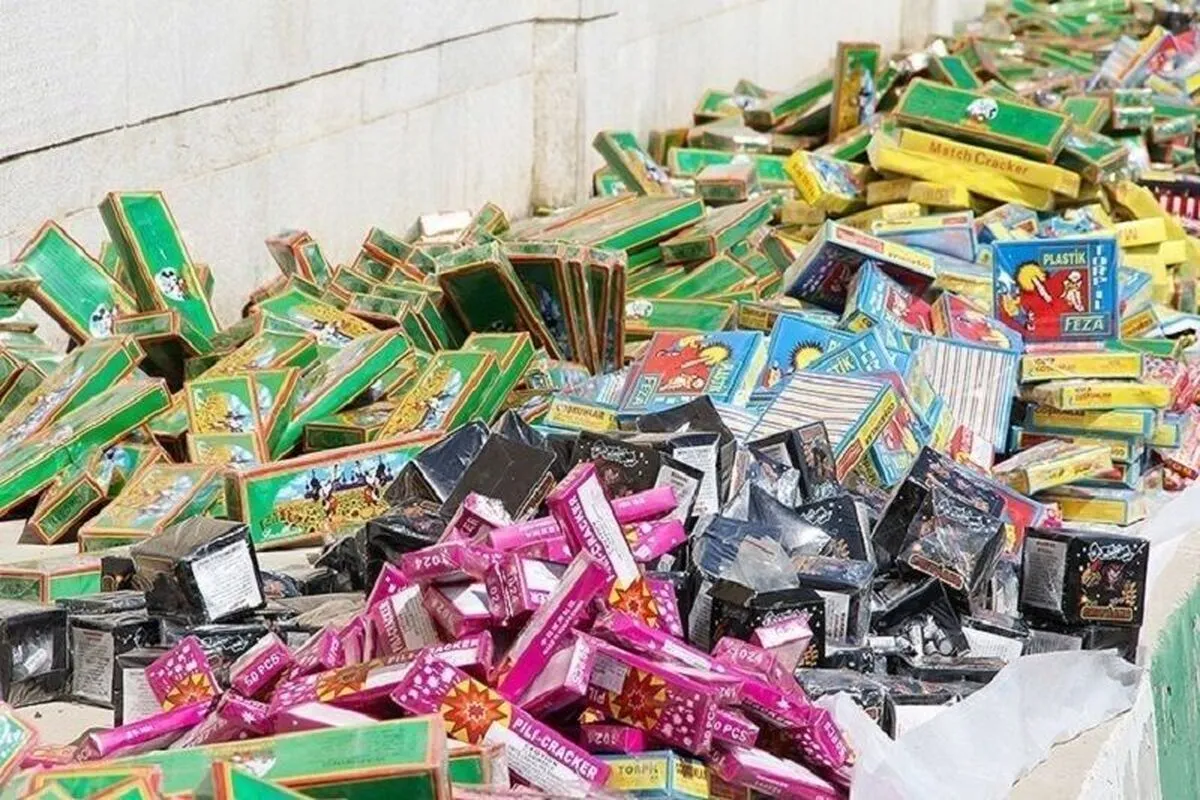 کشف و توقیف ۸۱ هزار مواد محترقه خطرناک در داورزن