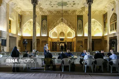 محرم ۱۴۰۴ | عکس‌هایی از عزاداری در خانه تاریخی شیخ‌الاسلام - اصفهان