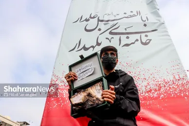 گزارش تصویری | راهپیمایی مردم مشهد در یوم الله ۲۲ بهمن ۲