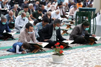 ترتیل خوانی قرآن کریم در مسجد گوهرشاد حرم مطهر رضوی