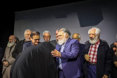 مراسم بزرگداشت استاد علی آزادنیا پیشکسوت تئاتر و سینما