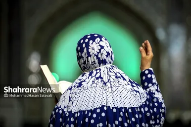 مراسم احیاء شب ۱۹ ماه رمضان در حرم مطهر رضوی