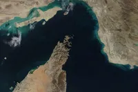 سپاه: ۳ نفتکش متخلف آمریکایی و انگلیسی مورد اصابت قرار گرفت | ۵۶۰ آمریکایی کشته و زخمی شدند (۱۰ اسفند ۱۴۰۴)