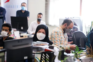 حضور شهردار مشهد در روزنامه شهرآرا به مناسبت روز خبرنگار