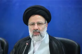 رئیسی از دادگستری&zwnj;ها خواست کار عریضه نویسی را برای افراد کم&zwnj;بضاعت انجام دهند