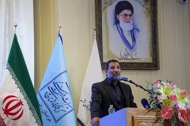 آیین تجلیل از خادمان قرارگاه عملیاتی خدمات سفر 