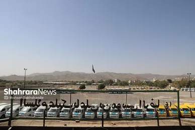 رونمایی از ١۵٠ دستگاه ون و اتوبوس با حضور وزیر کشور در مشهد