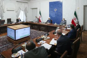 اقتصاد ایران فرونمی&zwnj;پاشد| بازی با قیمت ارز، سکه و بازار سرمایه، کار دشمن است