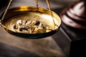 چگونه قیمت طلا را محاسبه کنیم و در خرید طلا حرفه&zwnj;ای باشیم؟