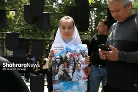 حضور مهاجران افغانستان در مراسم خاکسپاری رئیس&zwnj;جمهور شهید در مشهد