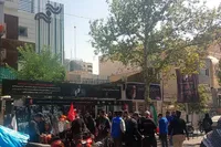 میزبانی سینماگران در سومین روز برپایی بدرقه رهبر شهید از سوگواران