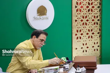 گزارش تصویری | رویداد هم‌نویسی «حصن حصین» با حضور استادان خوشنویسی مشهد در نگارخانه رضوان