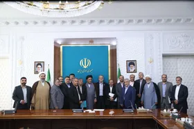 پزشکیان از مقاومت&zwnj;&lrm;ها در برابر اصلاح نظام اداری در کشور انتقاد کرد