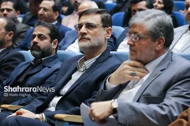 رویداد اعطای نشان مشهد از نمایی دیگر