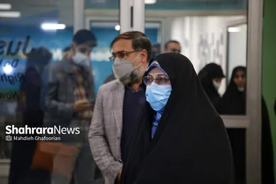 بازدید معاون رییس جهمور در امور زنان و خانواده از کارخانه نوآوری مشهد