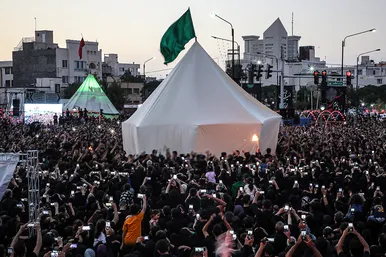 خیمه سوزان عصر عاشورا در مشهد