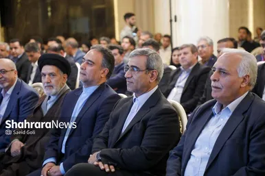 گزارش تصویری | نخستین همایش ملی «گردشگری و تحول پایدار» و آیین رونمایی و تحویل ۳۰ دستگاه خودروی سنگین ویژه خدمات شهری به شهرداری‌های خراسان رضوی