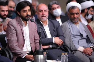 دیدار شاعران و اساتید ادبیات فارسی با رهبر انقلاب