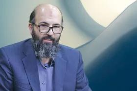 نگاهی به سیر ادبیات دفاع مقدس در گفتگو با احمد شاکری